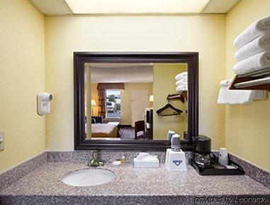 Days Inn By Wyndham Richburg Esterno foto